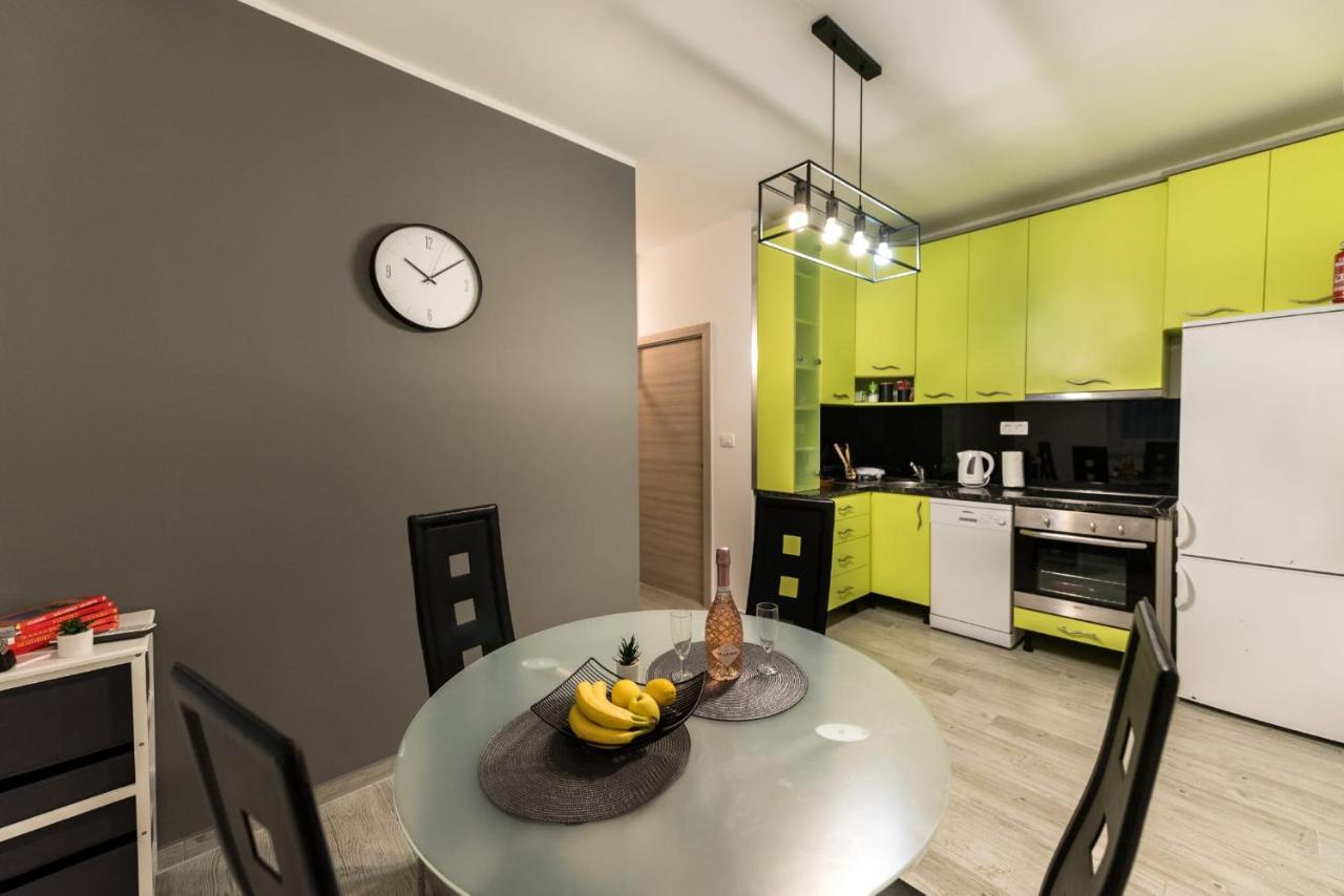 Suit B&R Сплит Экстерьер фото